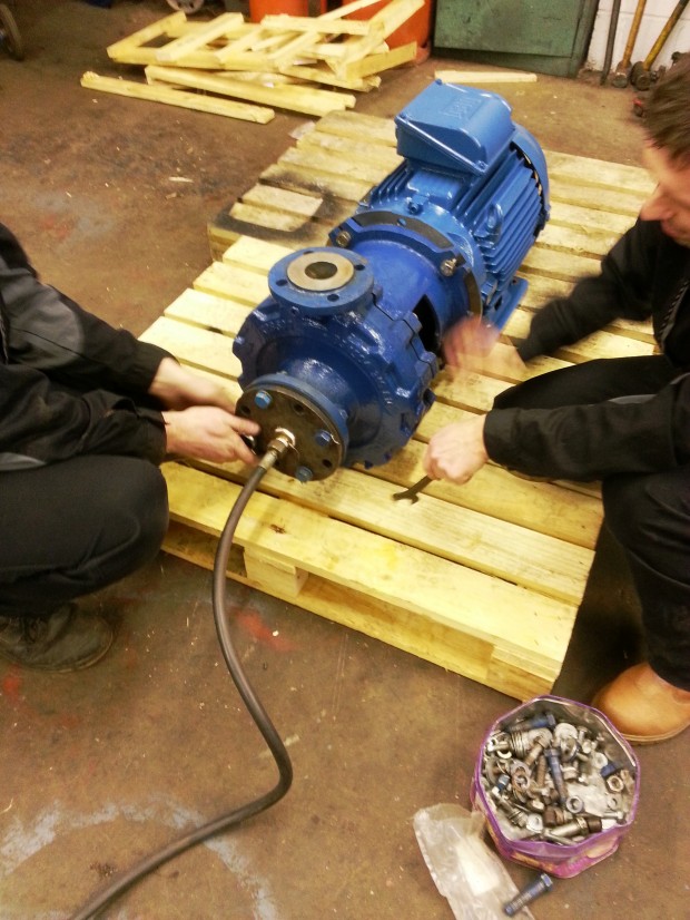 Weir pressure test